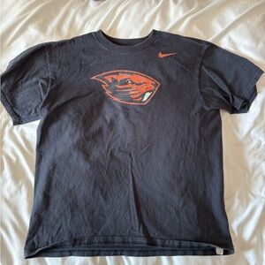 Oregon State Beavers Nike Shirt Mens Medium Black Logo Football Baseball CWS